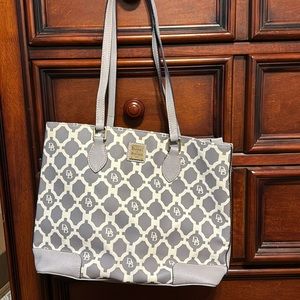 Dooney and Bourne Purse